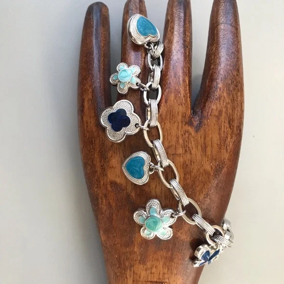 Perfectly Stunning Chunky silver & Enamel Lauren B Adams Charm Bracelet - Picture 6 of 8